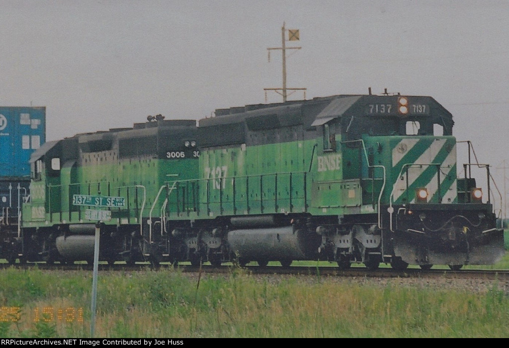 BNSF 7137 West